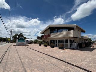 Beachside Escape for 6 with Pool & Direct Sand Access - Aloha Kai #49 - 6