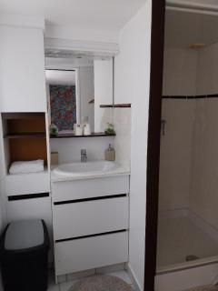 Agréable chambre pour 2 avec salle de bain et terrasse privées - 4