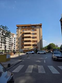 Urban Bulevar-Sarajevo Apartment - 2BR and Garage - 4