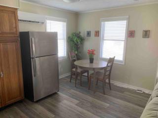 Day Street - Walk to Harpers Ferry NP - 8