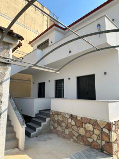Vana's Apartments - Saranda - 4