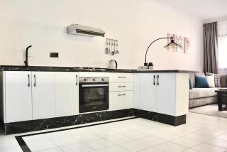 Modern Apt - Balcony City Views - Mohammed VI Ave - Marrakesh - 9
