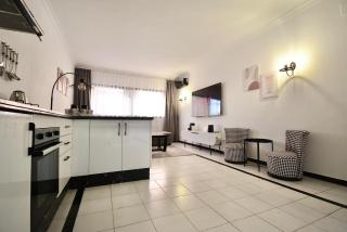 Modern Apt - Balcony City Views - Mohammed VI Ave - Marrakesh - 8