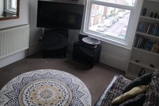Pet-Friendly 2-Bed Apt Sleeps 5 10 mins to Beach - Ramsgate - 2
