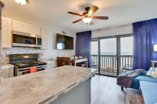 Waterfront Corpus Christi Escape with Pool Access! - 4