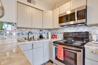 Waterfront Corpus Christi Escape with Pool Access! - 2