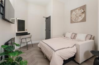 Bold St Sofa Bed Kitchenette Steps To Sights - 1