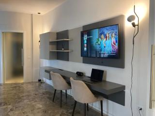 Solari Luxury Flat - 9