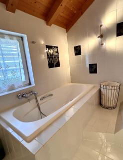Wunderschöne Maisonette-Ferienwohnung in stattlichem Toggenburgerhaus - Sankt Peterzell - 6