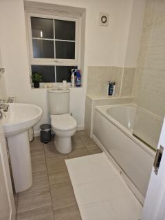 NightRest Homes D Pavillions Free Parking 2Toilets - West Bromwich - 5