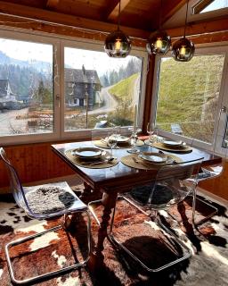 Wunderschöne Maisonette-Ferienwohnung in stattlichem Toggenburgerhaus - Sankt Peterzell - 8