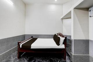 Hotel O SMR Palace - 3