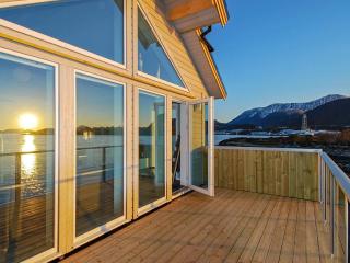 10 person holiday home in Brattvåg - 7