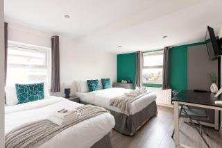 Spacious 3BR Flat, Near Queens Park, Zone 2 - 9