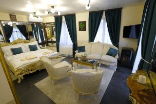 La Casa Boutique - 4