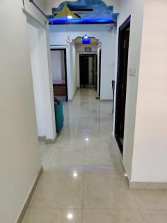 HS Royal Apartment For Families - Hyderabad - 2