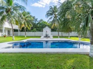 Hermosa hacienda con cenote y alberca privada - 0