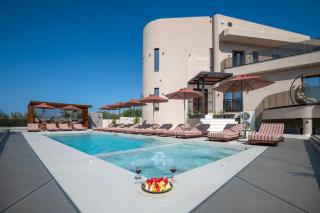 Villa Luxenia, Walk to Town & Skyline Views by etouri - Rethymno - 8