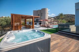 Villa Luxenia, Walk to Town & Skyline Views by etouri - Rethymno - 3