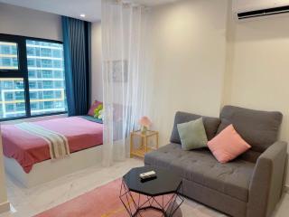 Phong Linh Homestay 30 apartments Vinhomes Grand Park - 9