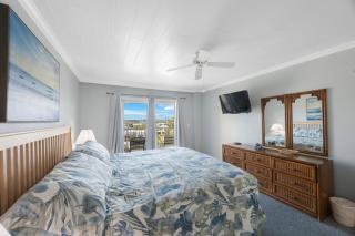 Bright Updated Beachfront Complex 2BR2BA - 1