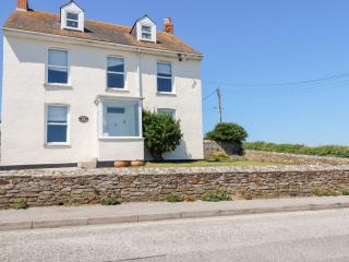 Tregundy Farmhouse - Perranporth - 0