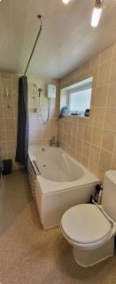 Ghillies Cottage, Loch Ness - Milton - 4