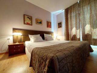 Family Art Hotel Gallery - 7
