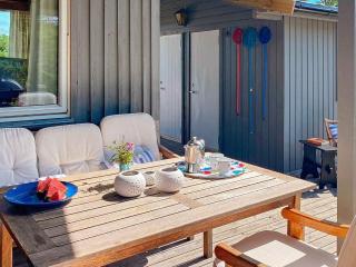 Serene Seaside Retreat in Vesteroy-By Traum - 1