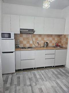 Akvarel Apartment near ADK 27 - Almaty - 4