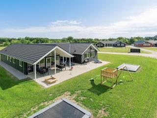 18 person holiday home in Grenaa - 0