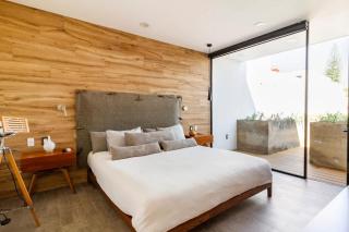 Rooftop & Private Pool Property Family - 5