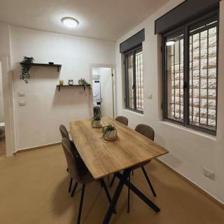 Cozy & Modern One Bedroom Adjacent To Betzalel & Sacher Park - 5