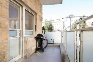 Bright, Spacious, & Homey Central Rechavia Residence - Jerusalem - 4