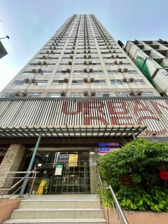 Chic Minimalist Studio in Urban Deca Tower EDSA - Manila - 9