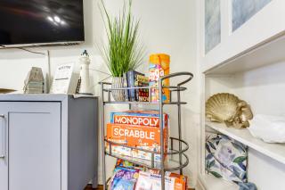 Walk to Beach, Gazebo with Hot Tub Gulfport Gem! - 4