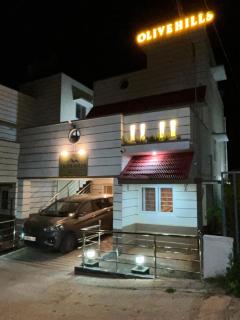 Olive Hills-Families Only-Ground Floor Guest House - 0