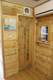 Tiny Treehouse Escape with Wi-Fi and Mountain Views - - 2