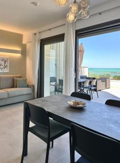 A terrace overlooking the sea - Palms Beach apartment 9 - 7