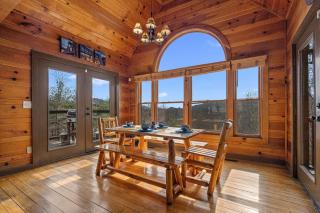 1 Great Mountain View by American Patriot Getaways - 1