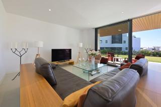 Luxury 3 beds with Private Garden and Pool Access in Higueron - 5