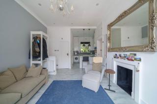 Beautiful 2 Bedroom Apartment in Upper Holloway - 1