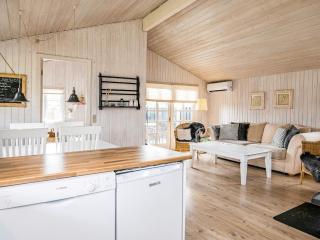 6 person holiday home in Blokhus-By Traum - 1