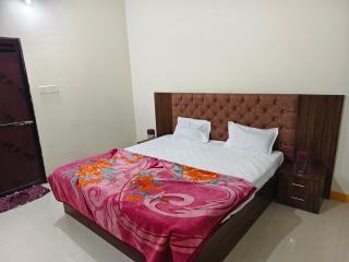Shree Dev Kripa Geust house - 7