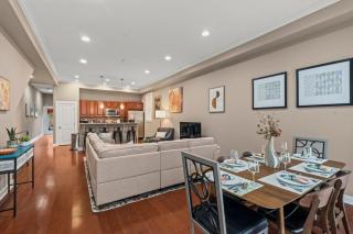 4BR Fairmount Gem - Stay Awhile - 7