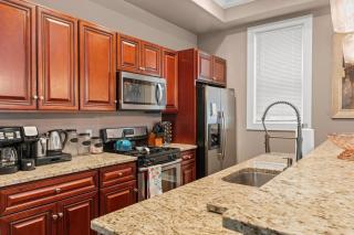 4BR Fairmount Gem - Stay Awhile - 6