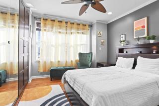 Fishtown Fun 2BR Fireplace - 0