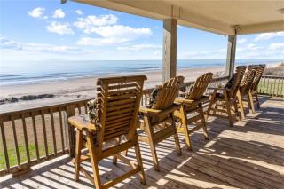 Beachfront with Fire Pit, Gourmet Kitchen and Views - 5