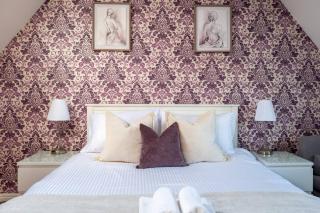 The Rainbow Retreat by Sheppey Stays - Iwade - 0