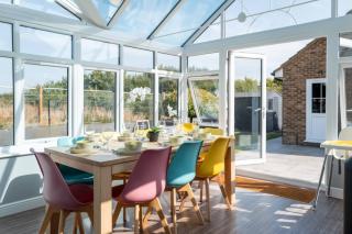 The Rainbow Retreat by Sheppey Stays - Iwade - 6